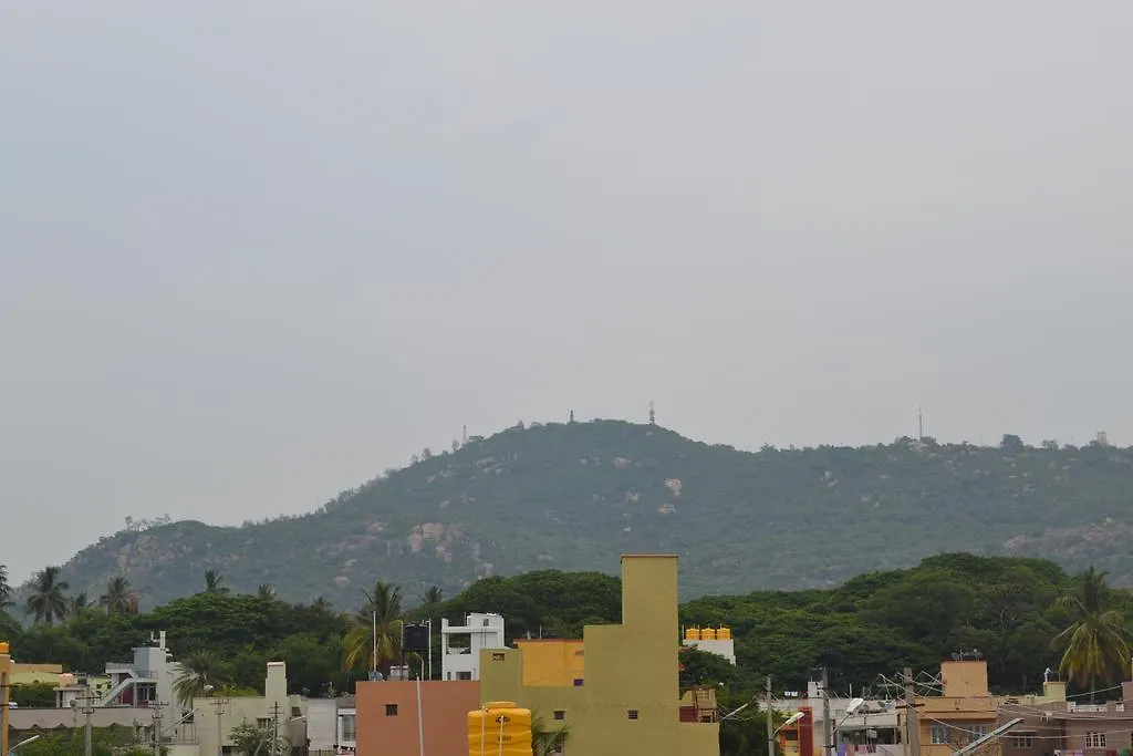 Manasvini Homestay-A Home In Mysore With Scenic View